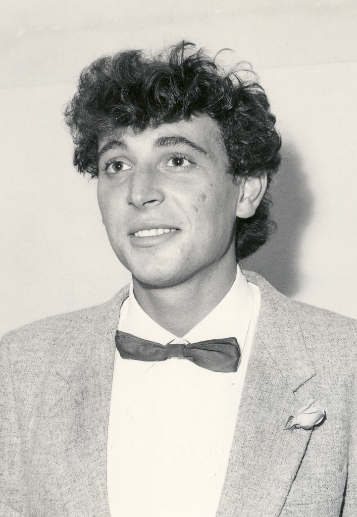 1985 - Valentin Crisan - premiul II.jpg